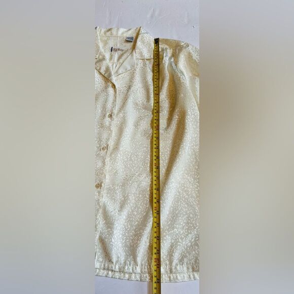 TJ Bentley Vintage Blouse Sz Large Button Up Cream with Geometric Design Vtg - Picture 7 of 7